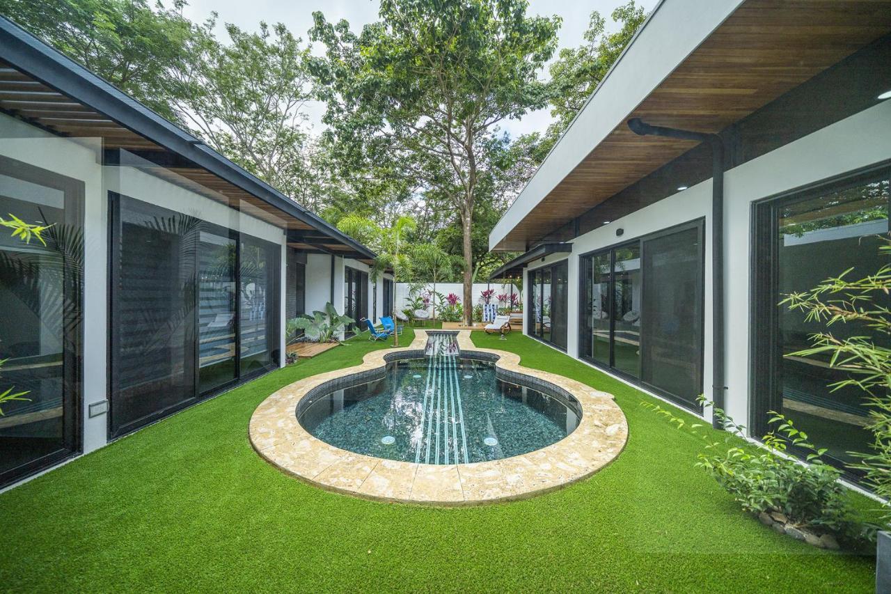 Playa Potrero - New Modern House, Pool In Guitar Shape - Casa Guitarra Villa Exterior photo