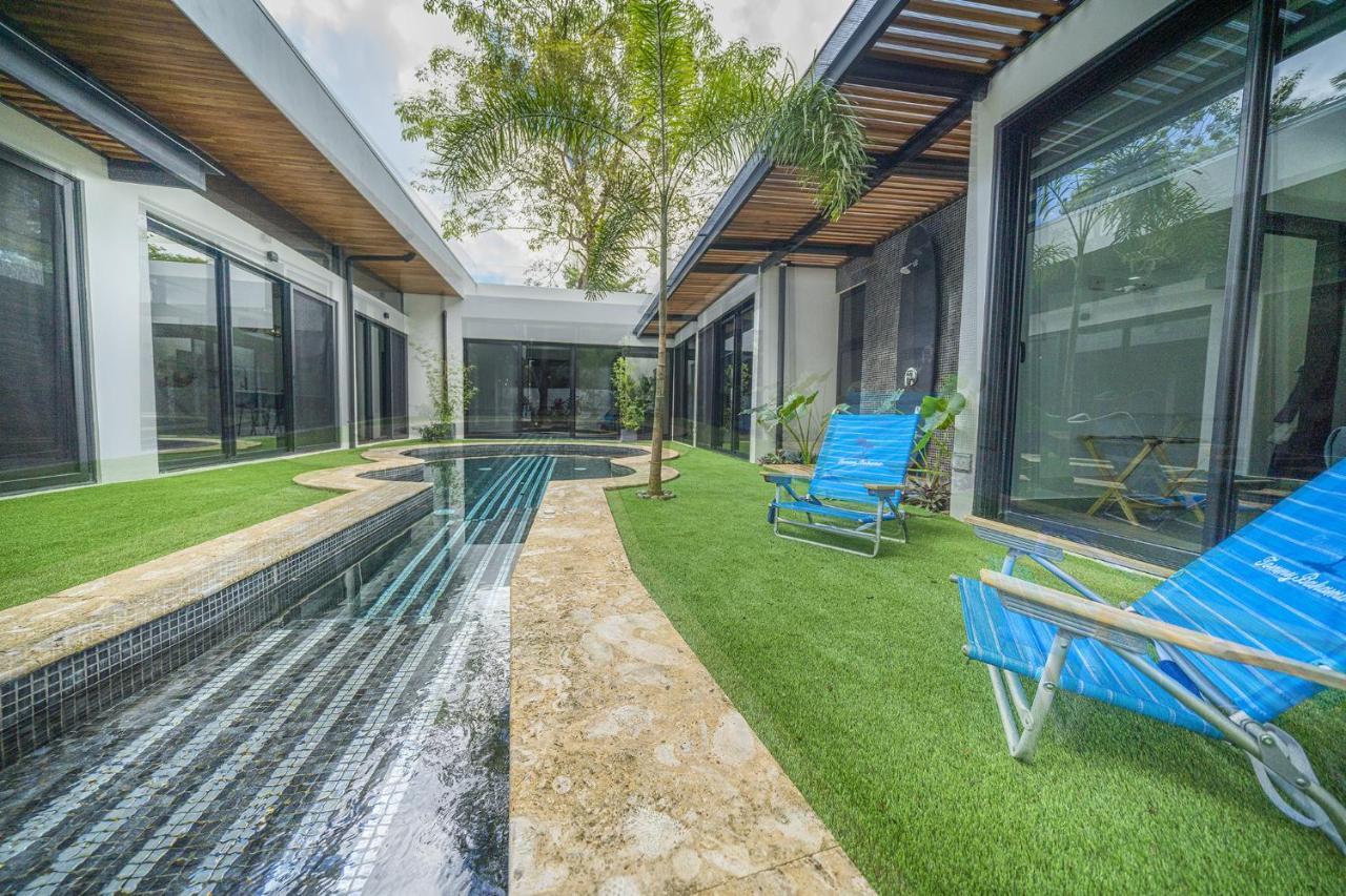 Playa Potrero - New Modern House, Pool In Guitar Shape - Casa Guitarra Villa Exterior photo