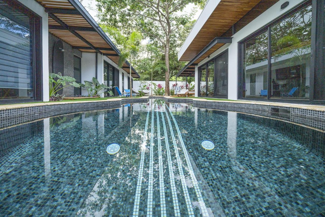 Playa Potrero - New Modern House, Pool In Guitar Shape - Casa Guitarra Villa Exterior photo